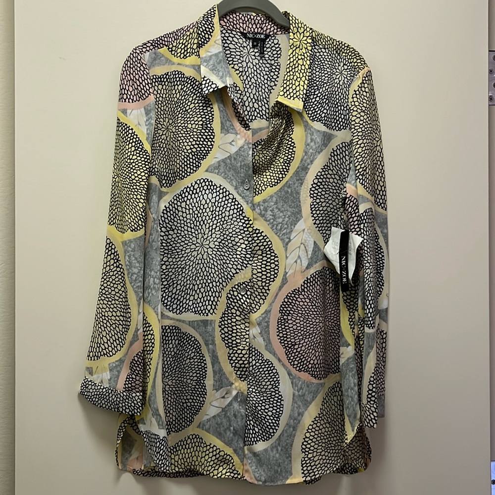 NWT NIC+ ZOE Tunic Style Long Sleeve Blouse Yellow Multi Color Print Size: M